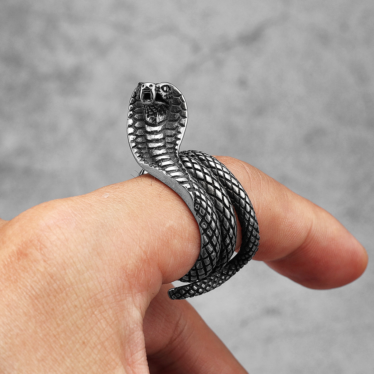 Snake Cobra Animal Men Rings S - Vintage Fashion Stuff review and price